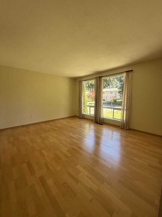 Building Photo - 5324 97th Ave Ct W