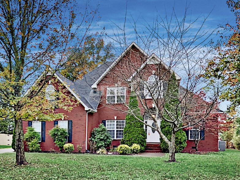 Primary Photo - 311 Annadel St