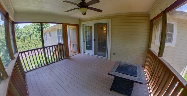 Building Photo - 3D Tour Available - Beautiful Home w/ Fully Finished Basement + Fenced-in Yard + Screened-in Deck...