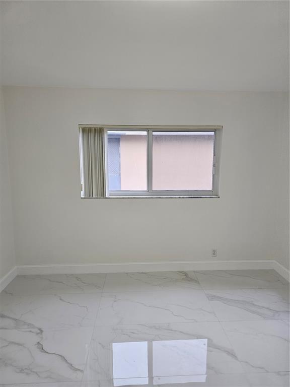 Building Photo - 3800 NW 110th Ave