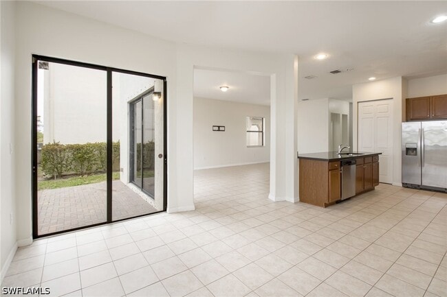 Building Photo - 5265 Beckton Rd