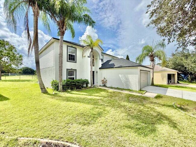 Building Photo - 13046 Waterbourne Dr
