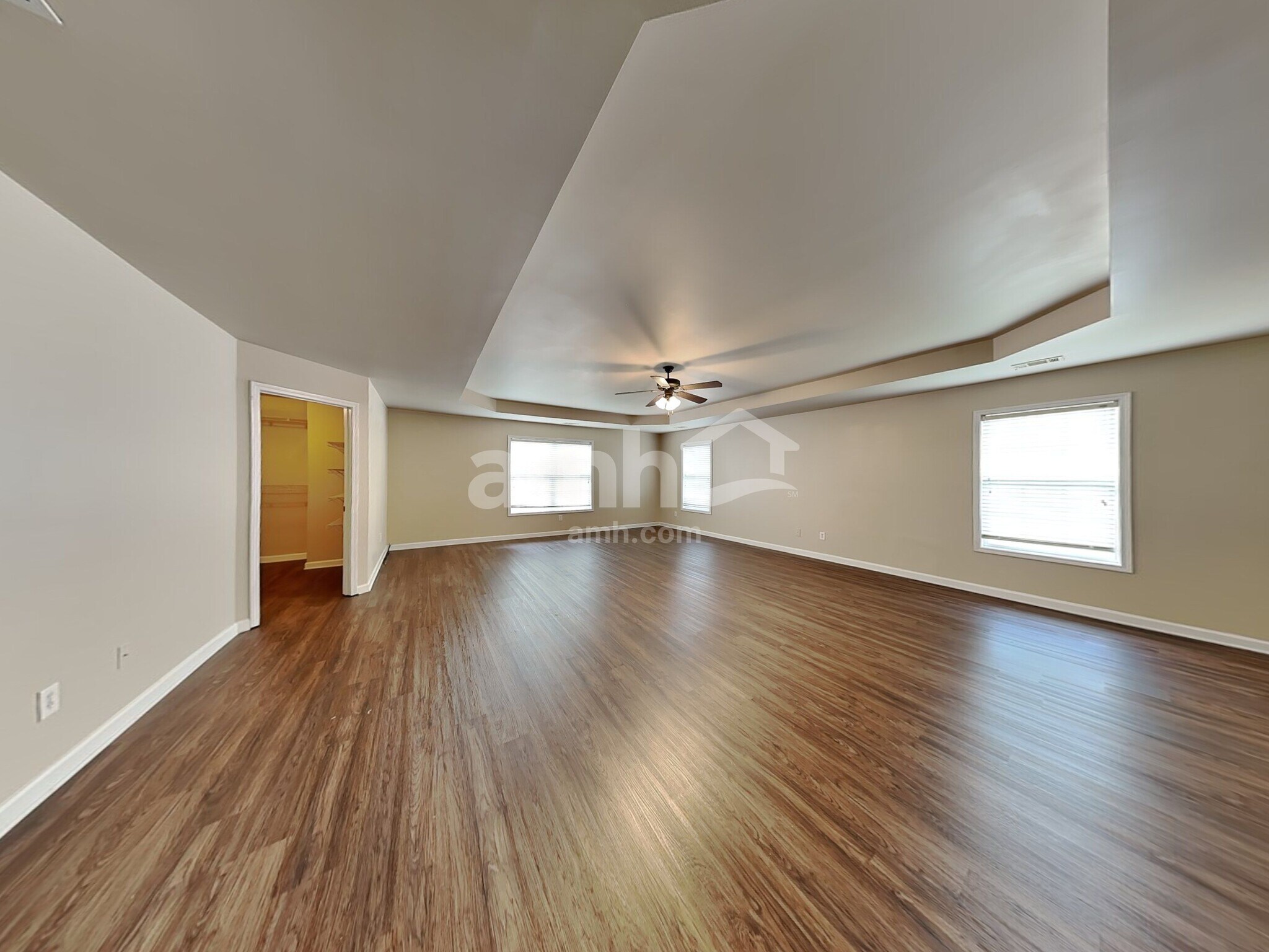 Building Photo - 148 Crescent Woode Dr