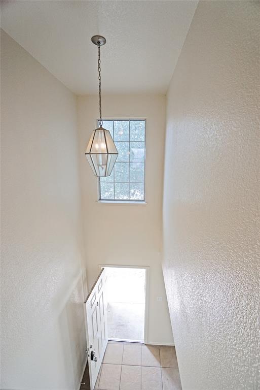 Building Photo - 714 Lavaca Loop