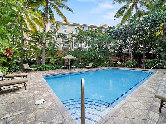 Building Photo - 343 Hobron Ln