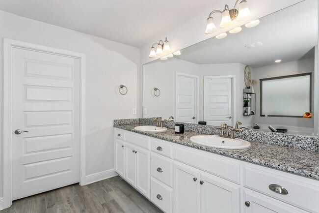Building Photo - 2613 Prominence Ln