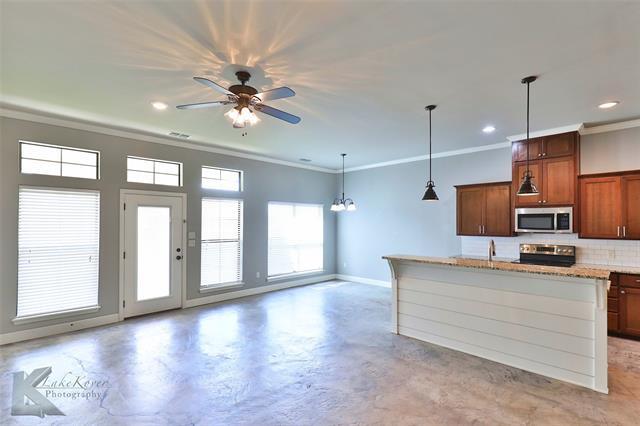 Building Photo - 3810 Carrera Ln