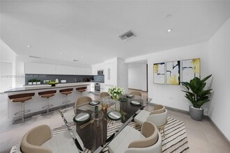 Building Photo - 88 SW 7th St