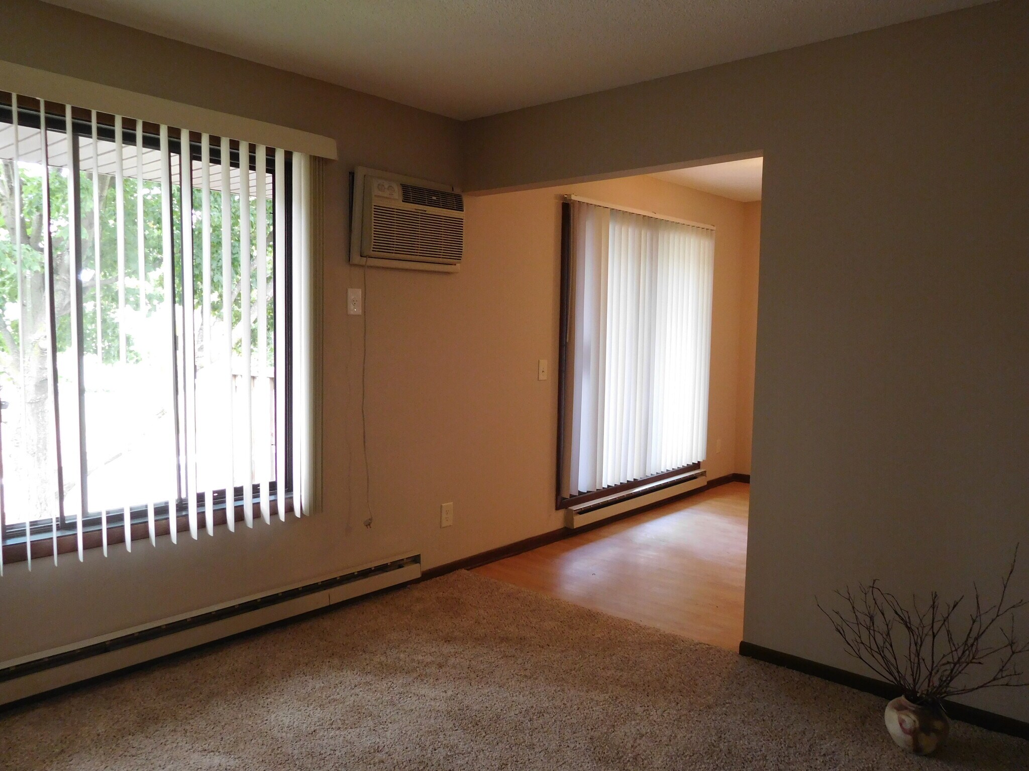 Building Photo - 511 Madison St