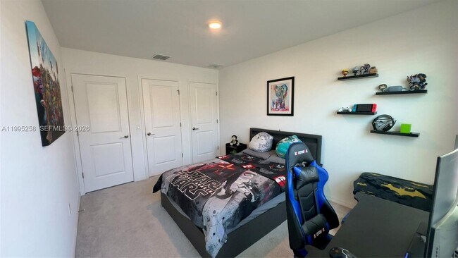 Building Photo - 3381 Composition St