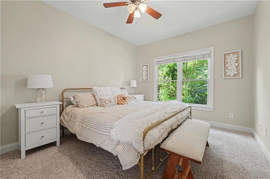 Building Photo - 4030 Greenside Ct