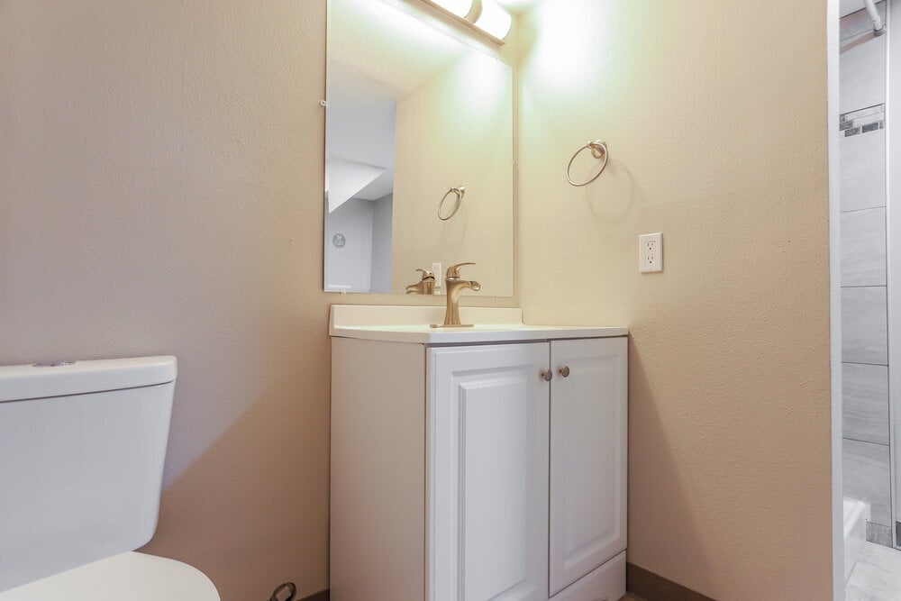 Building Photo - 19690 E Bates Dr