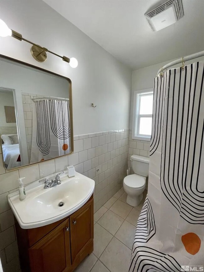 Building Photo - 1720 H St