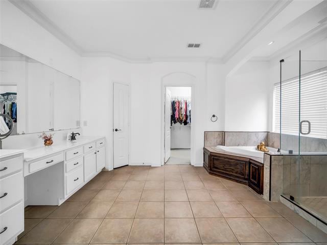 Building Photo - 2117 White Rock Ln