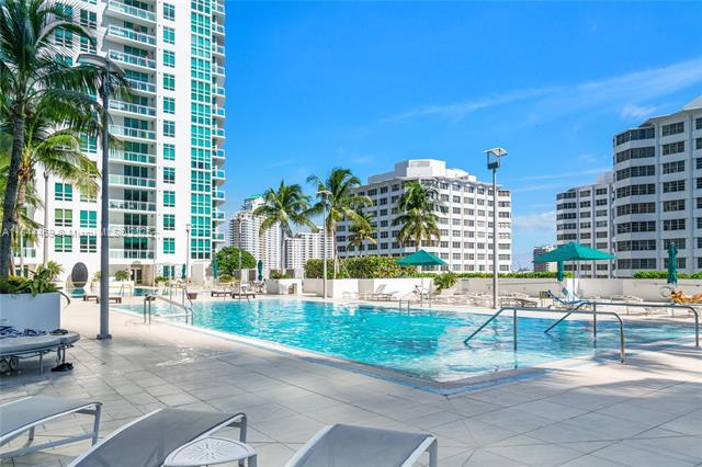 Building Photo - 951 Brickell Ave