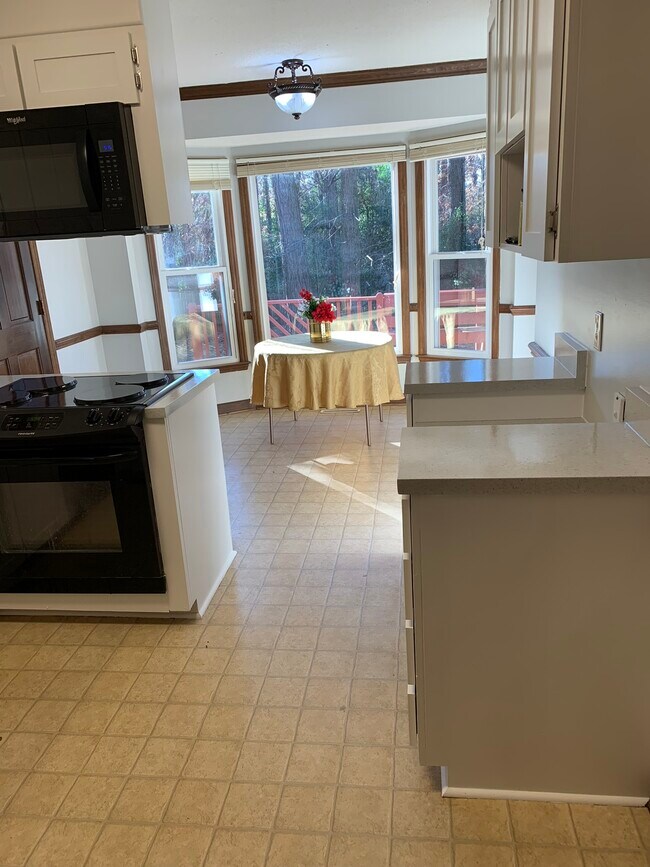 Building Photo - 7504 Milestone Ct