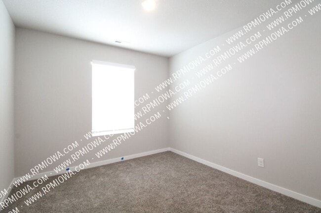 Building Photo - 3009 NW 29th St