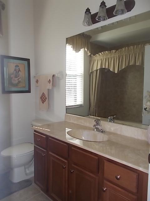 Building Photo - 9 Sycamore Ct E