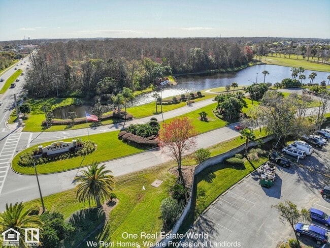 Building Photo - 2504 Woodgate Blvd