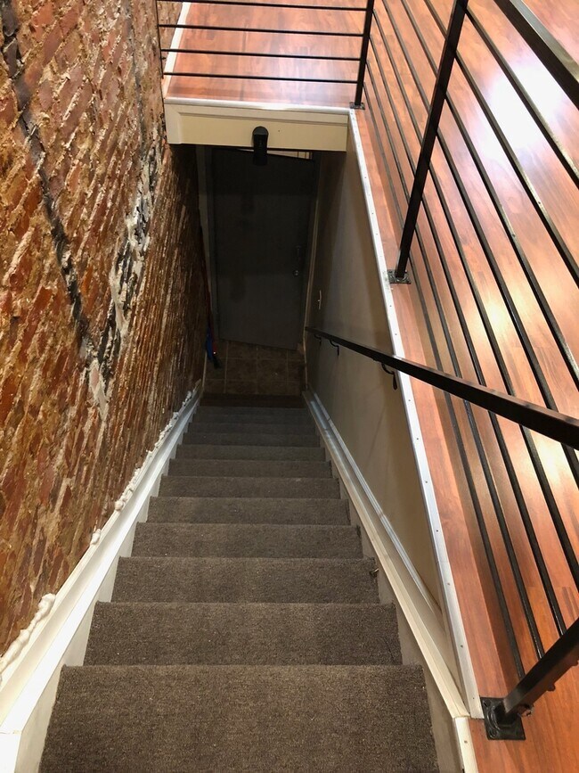 Building Photo - 3451 Braddock St