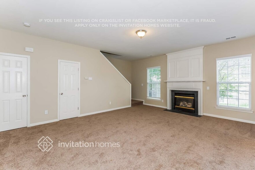 Building Photo - 9117 Lanigan St