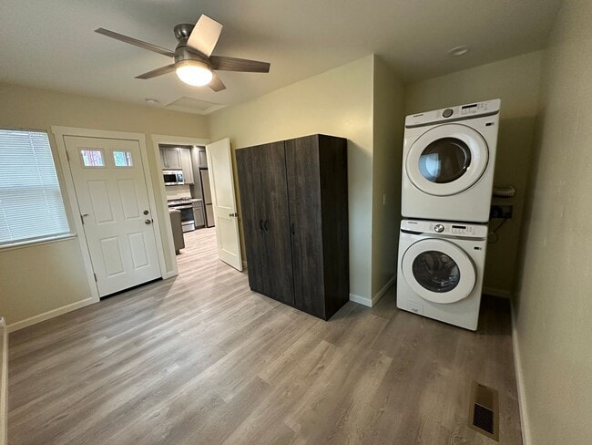 Building Photo - Coming soon!! Fully Remodeled Downtown Home!  Showings after June 10th!