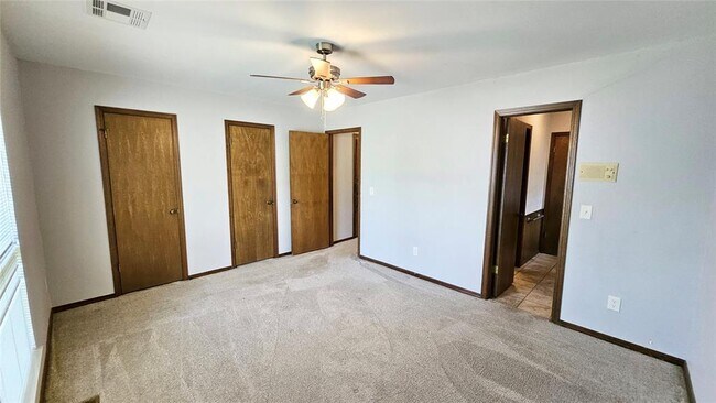 Building Photo - 4009 Cherry Hill Ln