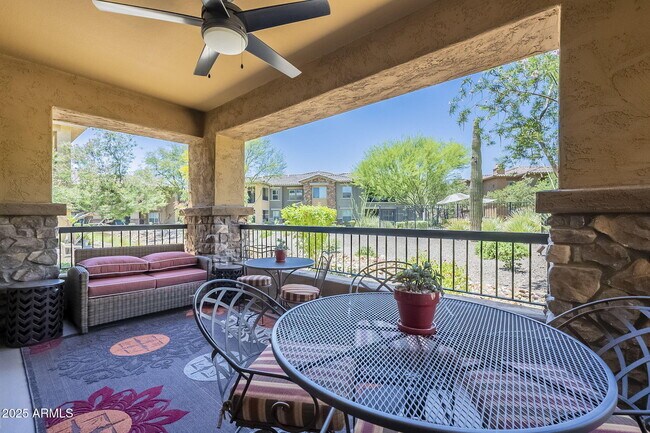 Building Photo - 2425 W Bronco Butte Trl