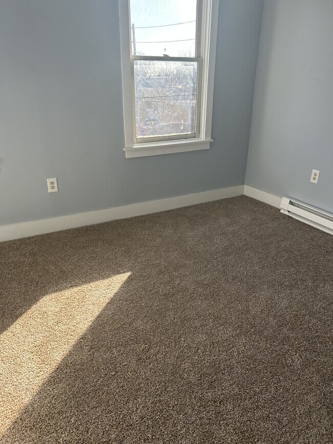 Building Photo - 831 Kirkwood St