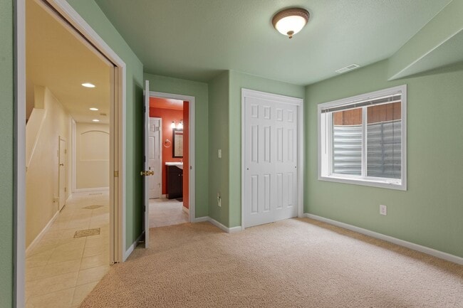 Building Photo - 625 S Snowmass Cir