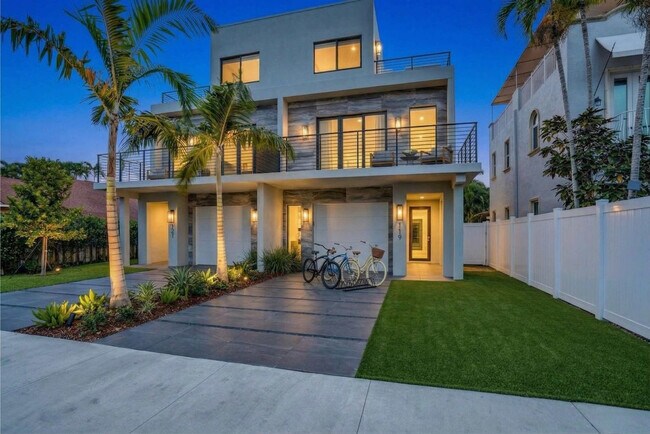 Building Photo - 1111 E Las Olas Blvd
