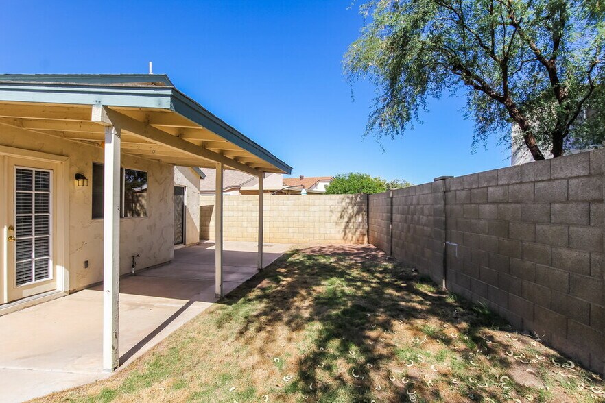 Building Photo - 3618 W Creedance Blvd