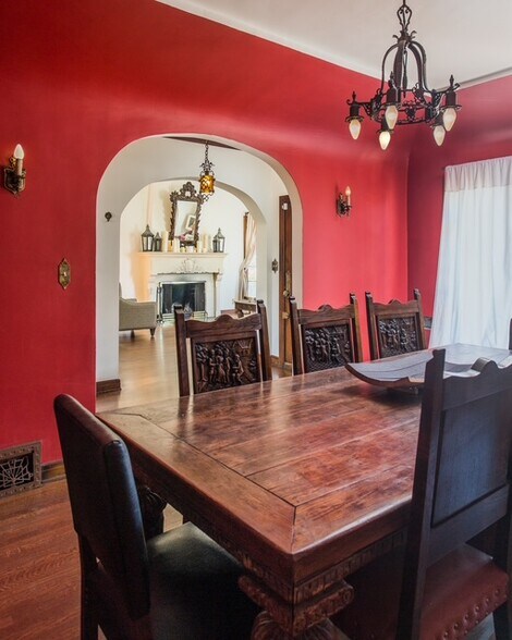 dining room - 4918 Angeles Vista Blvd