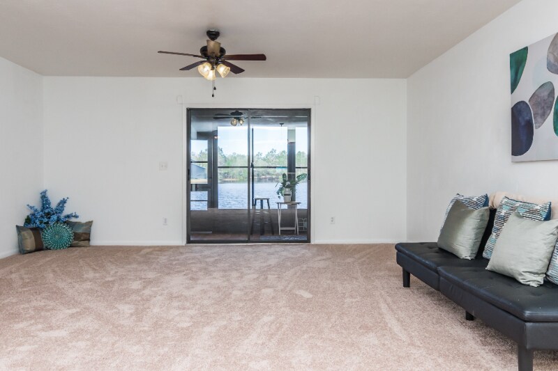 Building Photo - 210 Lemon Tree Ln