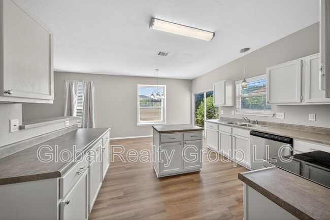 Building Photo - 108 Cirrus Cove