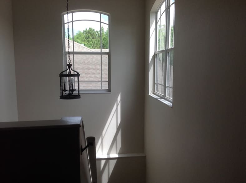 Building Photo - 2533 Stanhope Dr