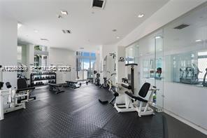 Building Photo - 350 S Miami Ave