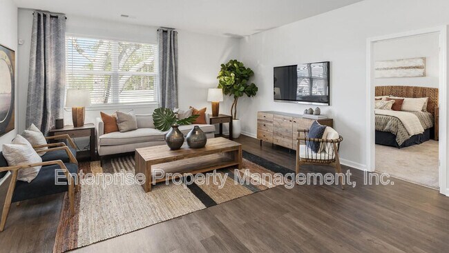 Building Photo - 230 Kipling Dr