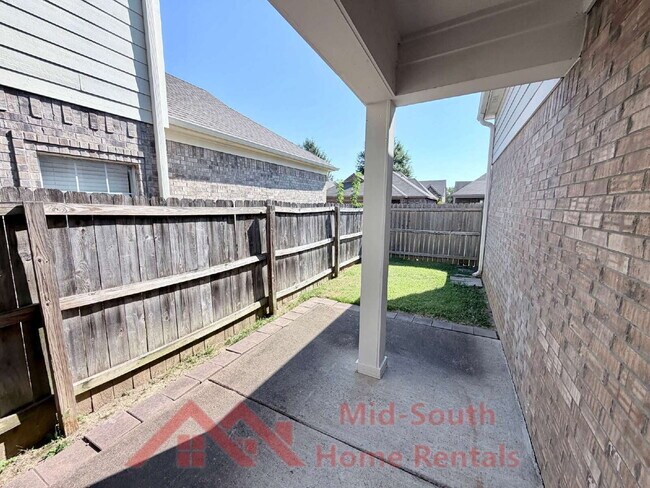 Building Photo - 1568 Wynne Rd