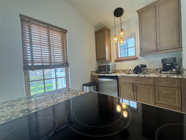 Building Photo - 307 Acadia Ln