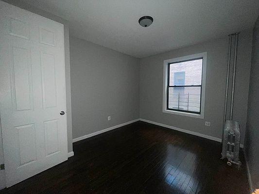 Building Photo - 3 bedroom in BRONX NY 10468