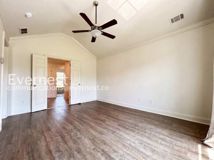 Building Photo - 6707 Safeharbor Way