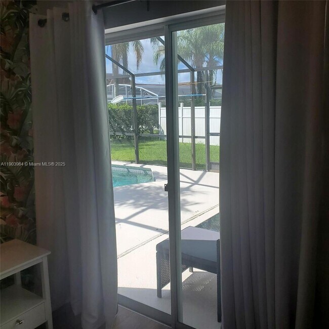 Building Photo - 2505 Hybrid Ct