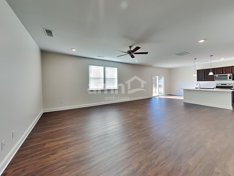 Building Photo - 7416 Garrett Ct