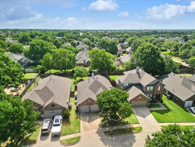 Building Photo - 3516 Sutters Way