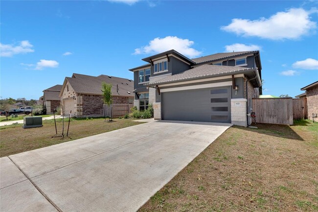 Building Photo - 122 Shagbark Trl