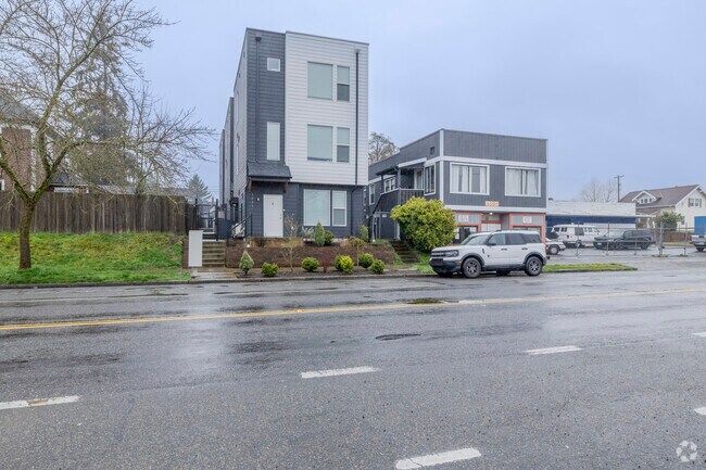 Building Photo - South G Street Apartments
