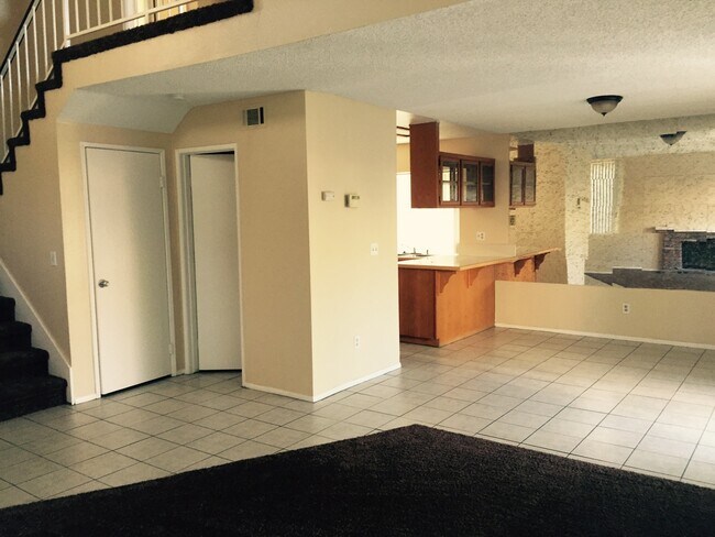 Building Photo - !! WOWWWW INCREDIBLE HOUSE FOR RENT IN BEAUTIFUL PEEPPER RIDGE AREA !!