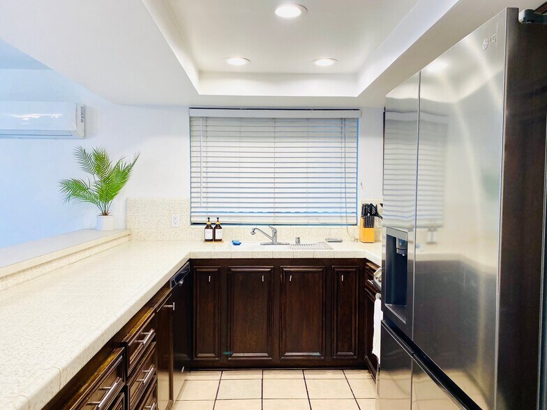 Building Photo - 5401 Slauson Ave