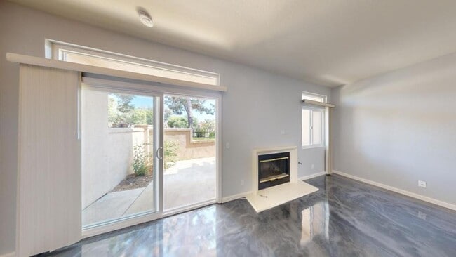 Building Photo - 7254 Shoreline Dr